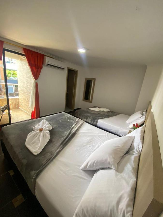 Hotel Colores Boutique Medellin Bagian luar foto