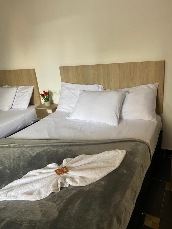 Hotel Colores Boutique Medellin Bagian luar foto
