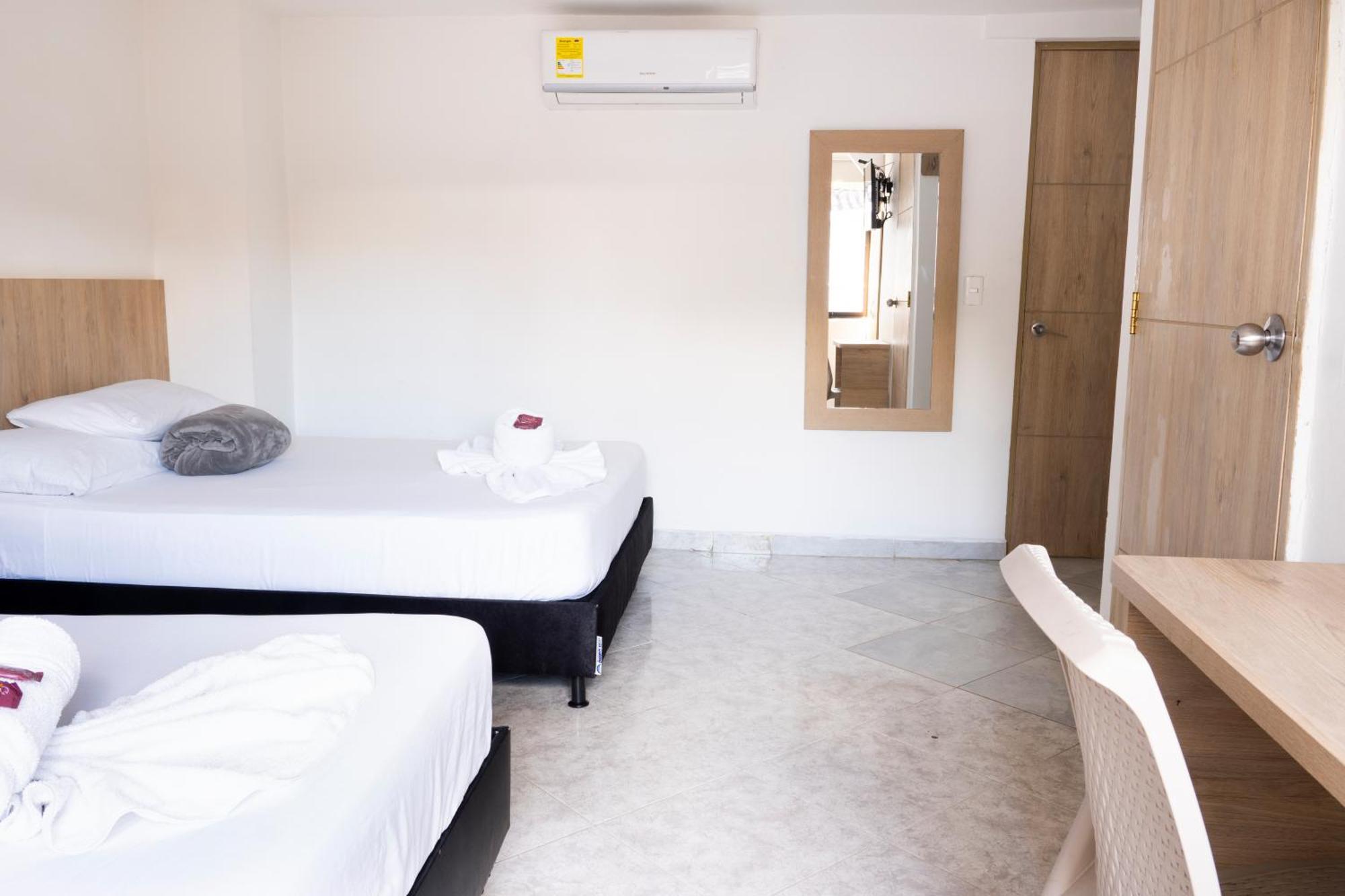 Hotel Colores Boutique Medellin Bagian luar foto